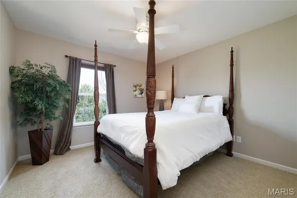 $469,500 | 193 Berry Manor Circle, St. Peters, MO 63376