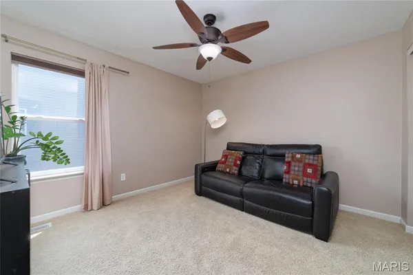 $469,500 | 193 Berry Manor Circle, St. Peters, MO 63376