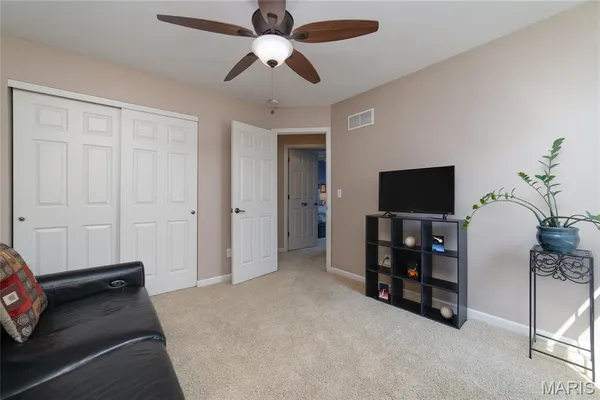 $469,500 | 193 Berry Manor Circle, St. Peters, MO 63376