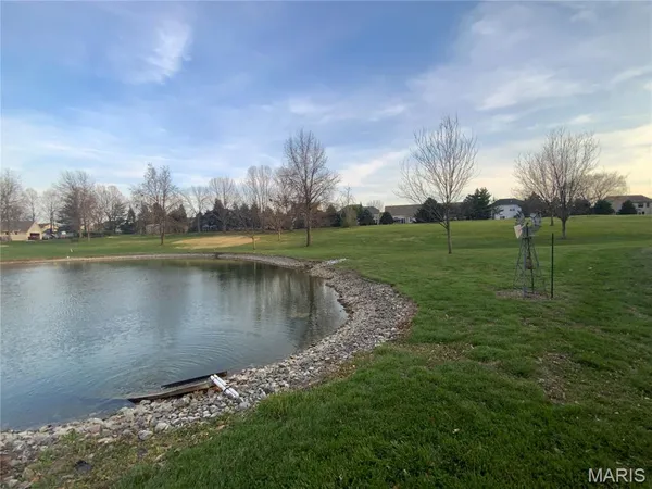 $469,500 | 193 Berry Manor Circle, St. Peters, MO 63376