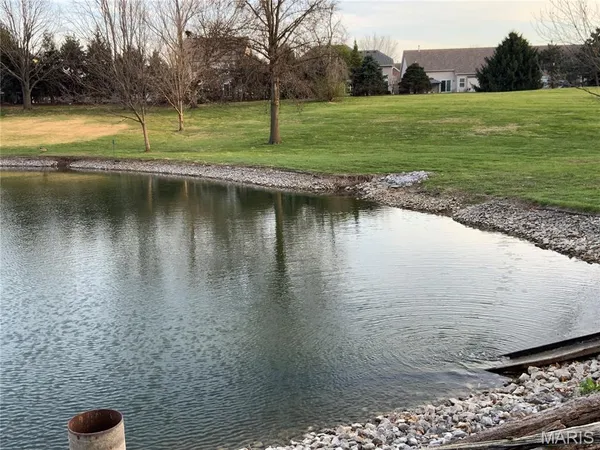 $469,500 | 193 Berry Manor Circle, St. Peters, MO 63376