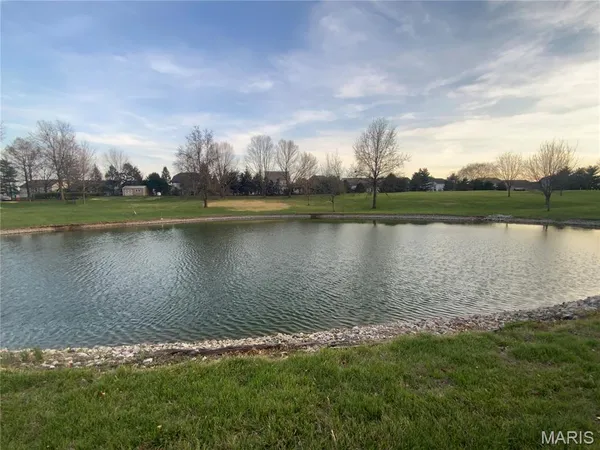 $469,500 | 193 Berry Manor Circle, St. Peters, MO 63376