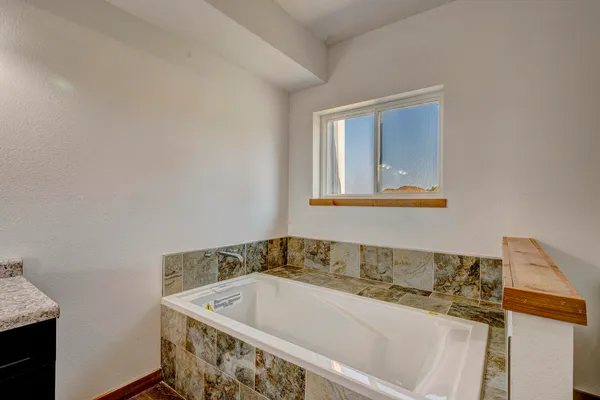 $765,000 | 695 Dow Prong Road, Wyarno, WY 82845