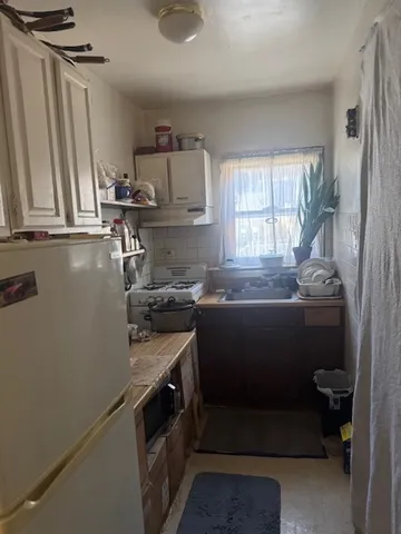 $249,000 | 7120 West Highland Avenue, Chicago, IL 60631