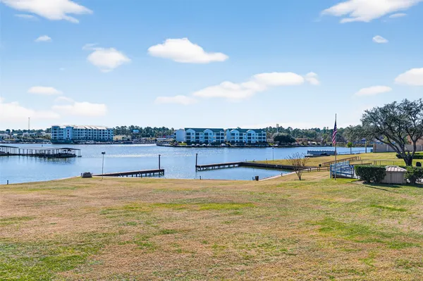 $197,500 | 15575 Marina Drive, Unit 217C, Montgomery, TX 77356