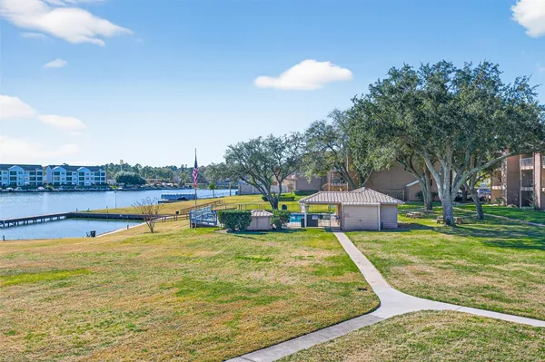 $191,500 | 15575 Marina Drive, Unit 217C, Montgomery, TX 77356