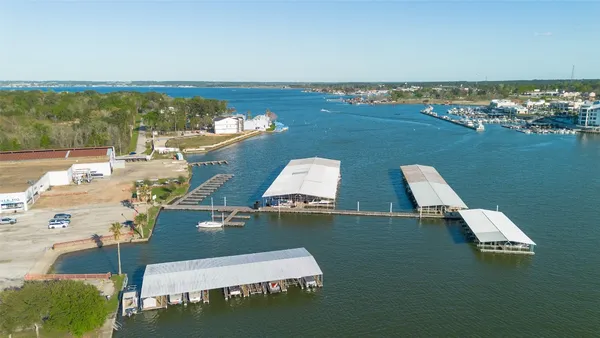 $191,500 | 15575 Marina Drive, Unit 217C, Montgomery, TX 77356