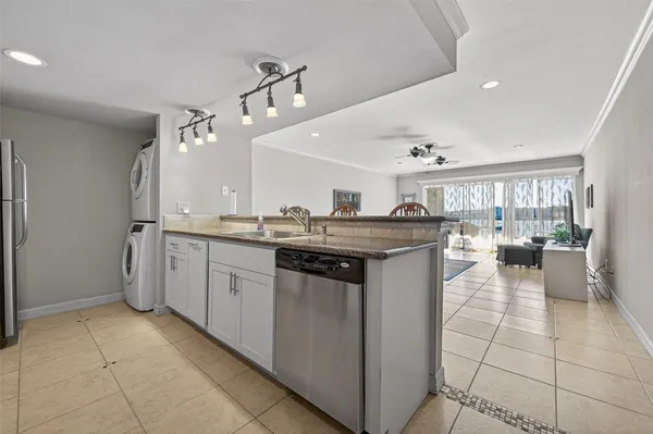 $191,500 | 15575 Marina Drive, Unit 217C, Montgomery, TX 77356