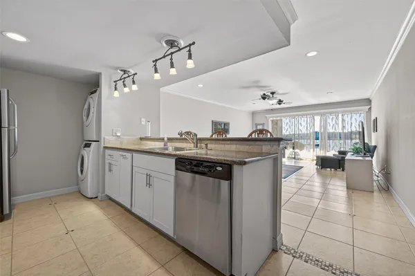 $191,500 | 15575 Marina Drive, Unit 217C, Montgomery, TX 77356