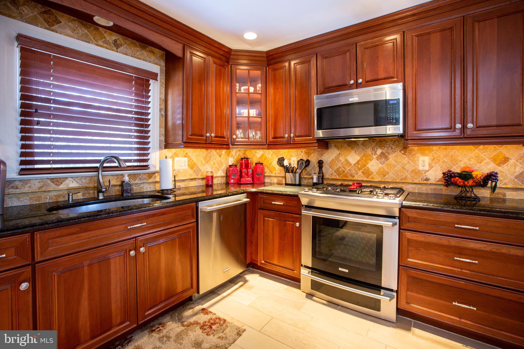 7 Weyburne Road Hamilton, NJ 08690 - Photo 17 of 54 Gallery Image 17