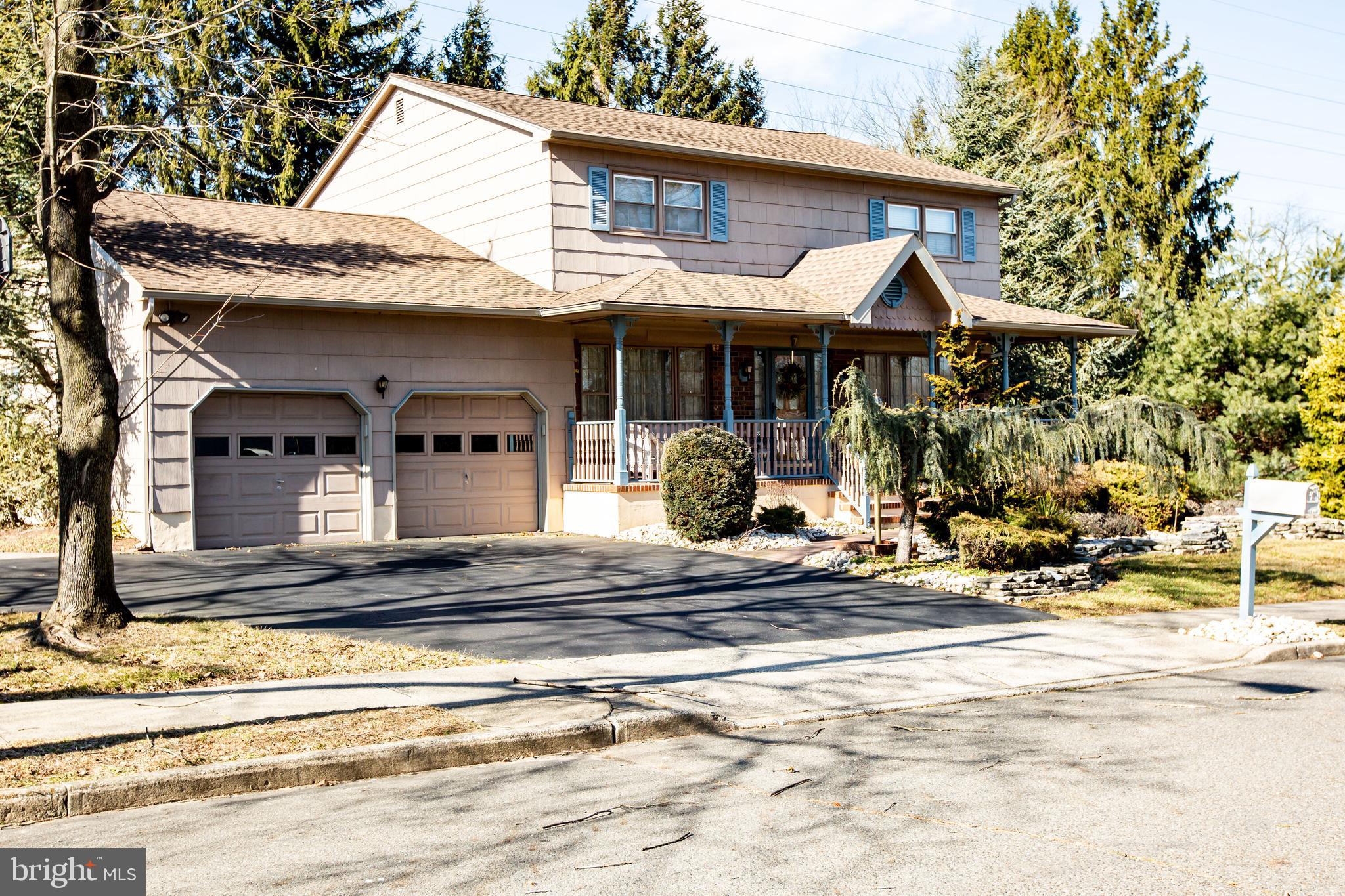 7 Weyburne Road Hamilton, NJ 08690 - Photo 3 of 54 Gallery Image 3