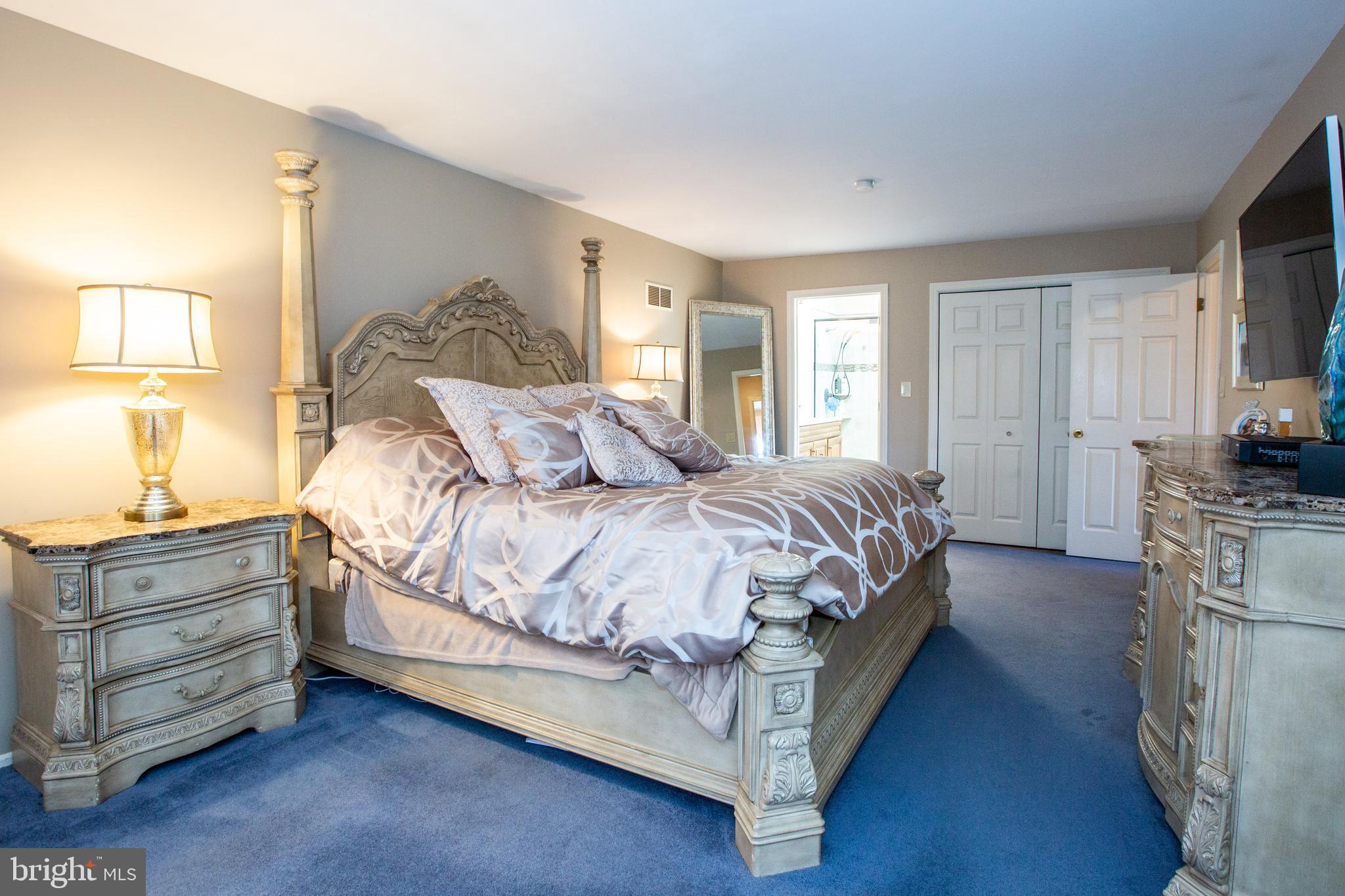 7 Weyburne Road Hamilton, NJ 08690 - Photo 36 of 54 Gallery Image 36