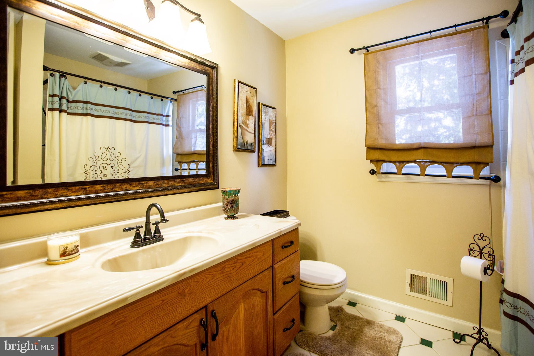 7 Weyburne Road Hamilton, NJ 08690 - Photo 39 of 54 Gallery Image 39