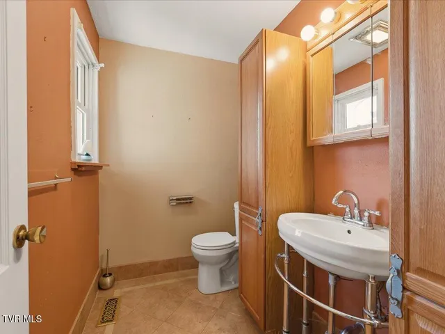 $650,000 | 7474 Evolene Circle, Talbott, TN 37877