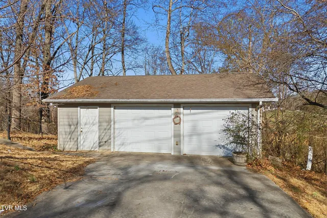 $650,000 | 7474 Evolene Circle, Talbott, TN 37877