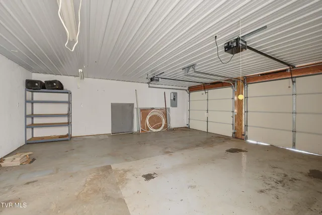 $650,000 | 7474 Evolene Circle, Talbott, TN 37877