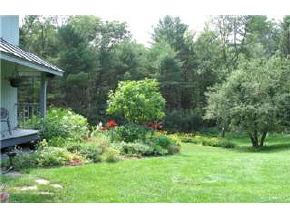 96 Willey Hill Road Norwich, VT 05055 - Photo 2 of 7