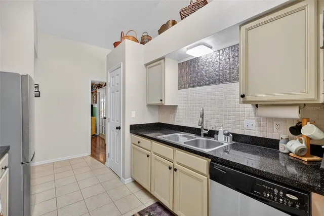 $267,900 | 24821 Pine Hill, Leesburg, FL 34748