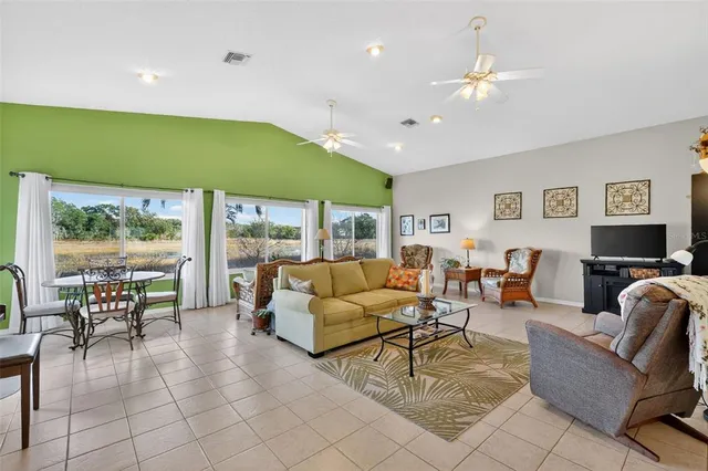 $267,900 | 24821 Pine Hill, Leesburg, FL 34748