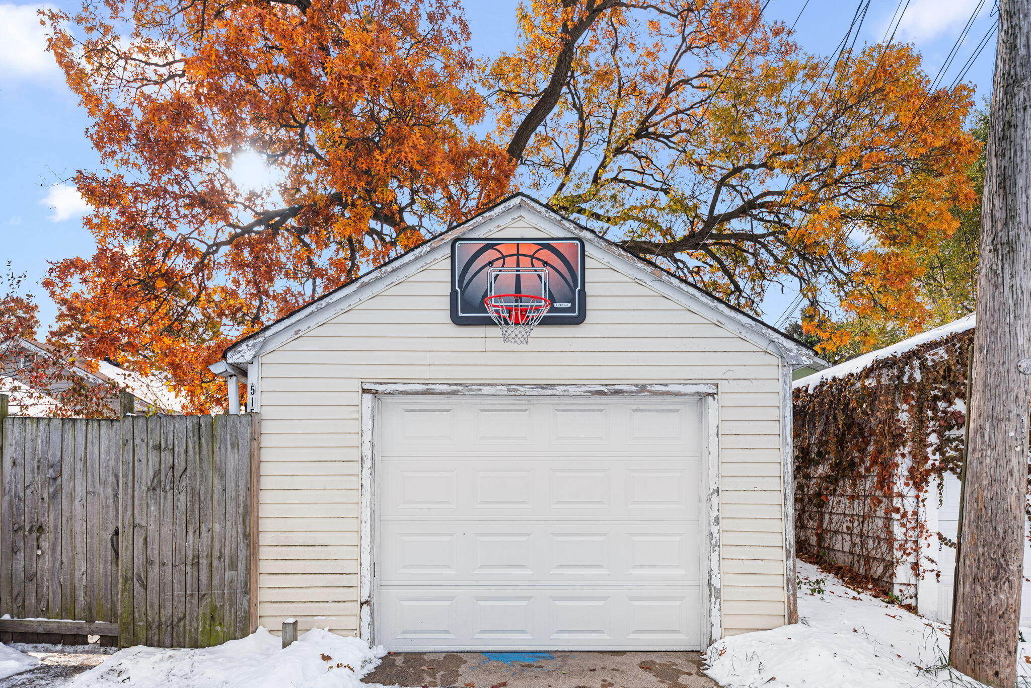 515 165th Street Hammond, IN 46324 - Photo 18 of 19 a view of a small house with a tree