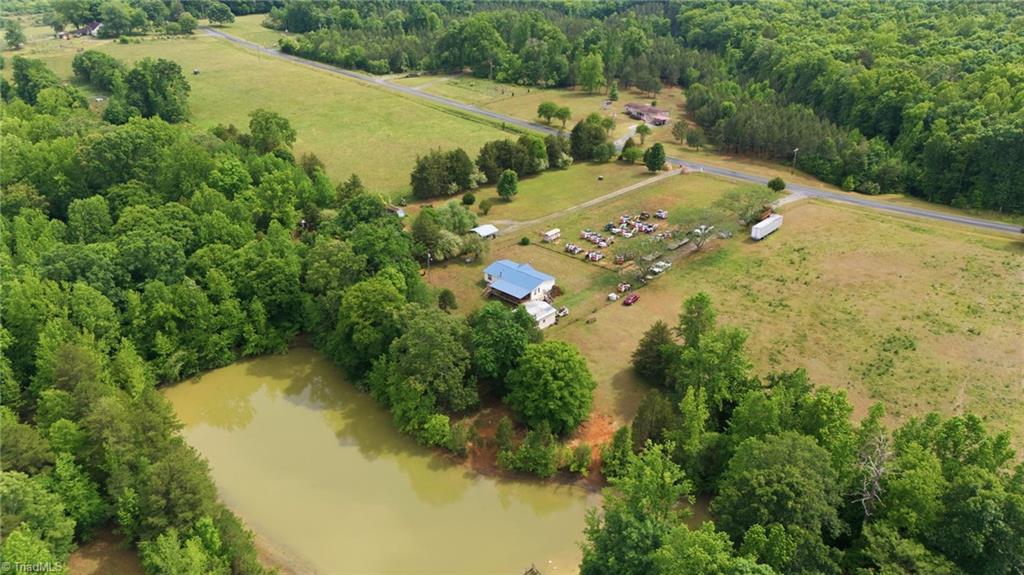 4790 Waynick Meadow Road Asheboro, NC 27205 - Photo 29 of 33 Aerial view of the neighborhood.