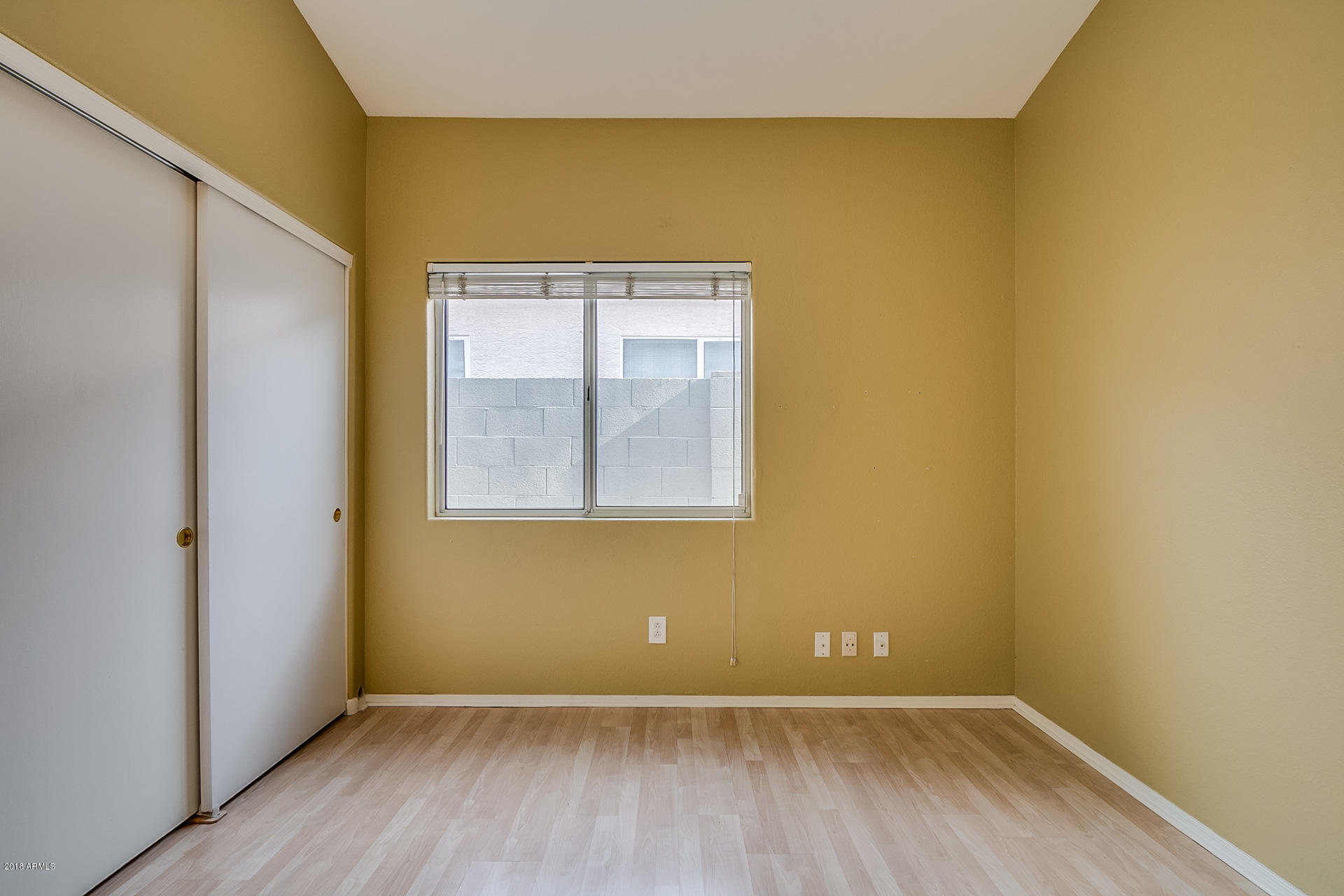 1327 East St John Road Phoenix, AZ 85022 - Photo 17 of 23 Saint John-17