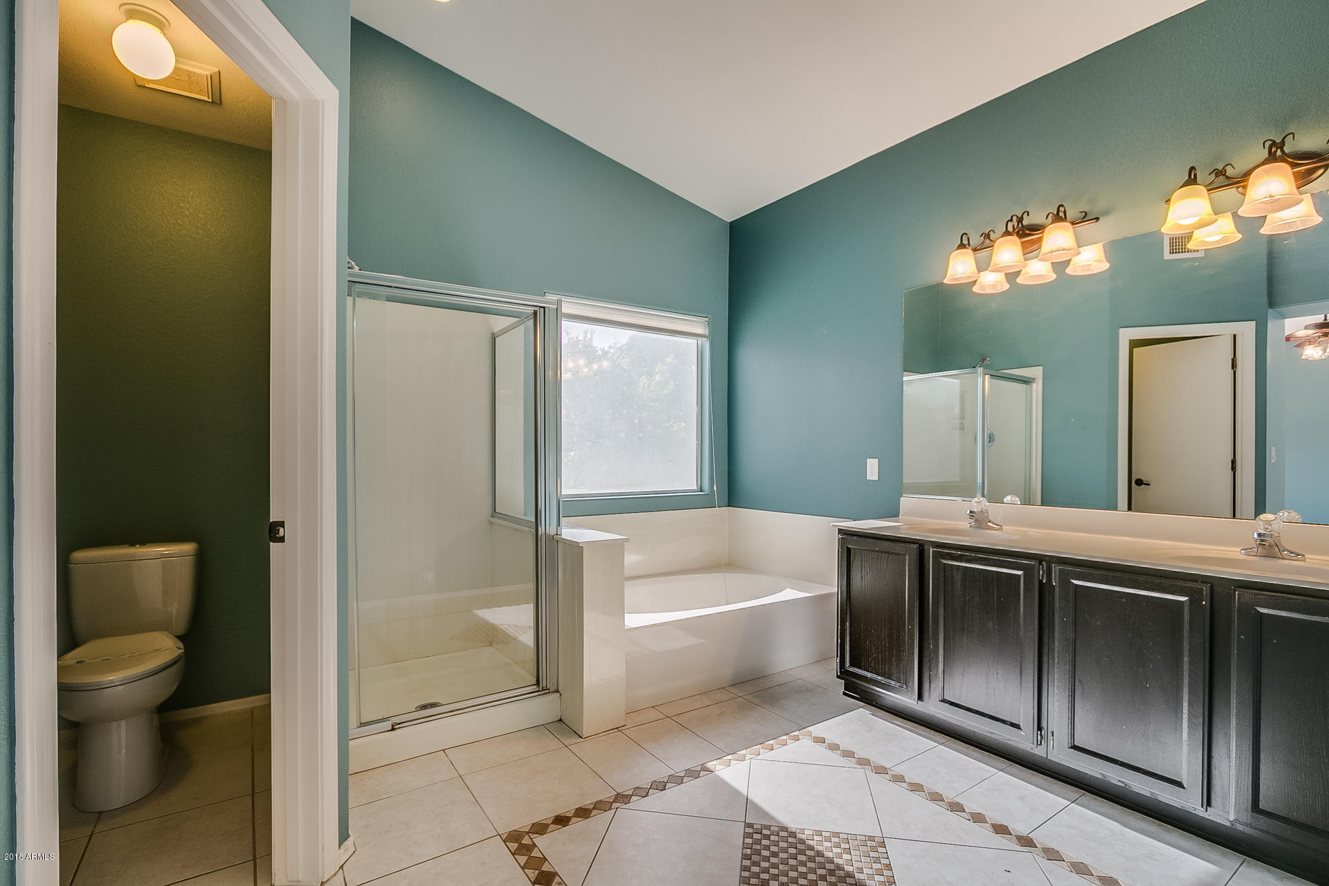 1327 East St John Road Phoenix, AZ 85022 - Photo 4 of 23 Saint John-15