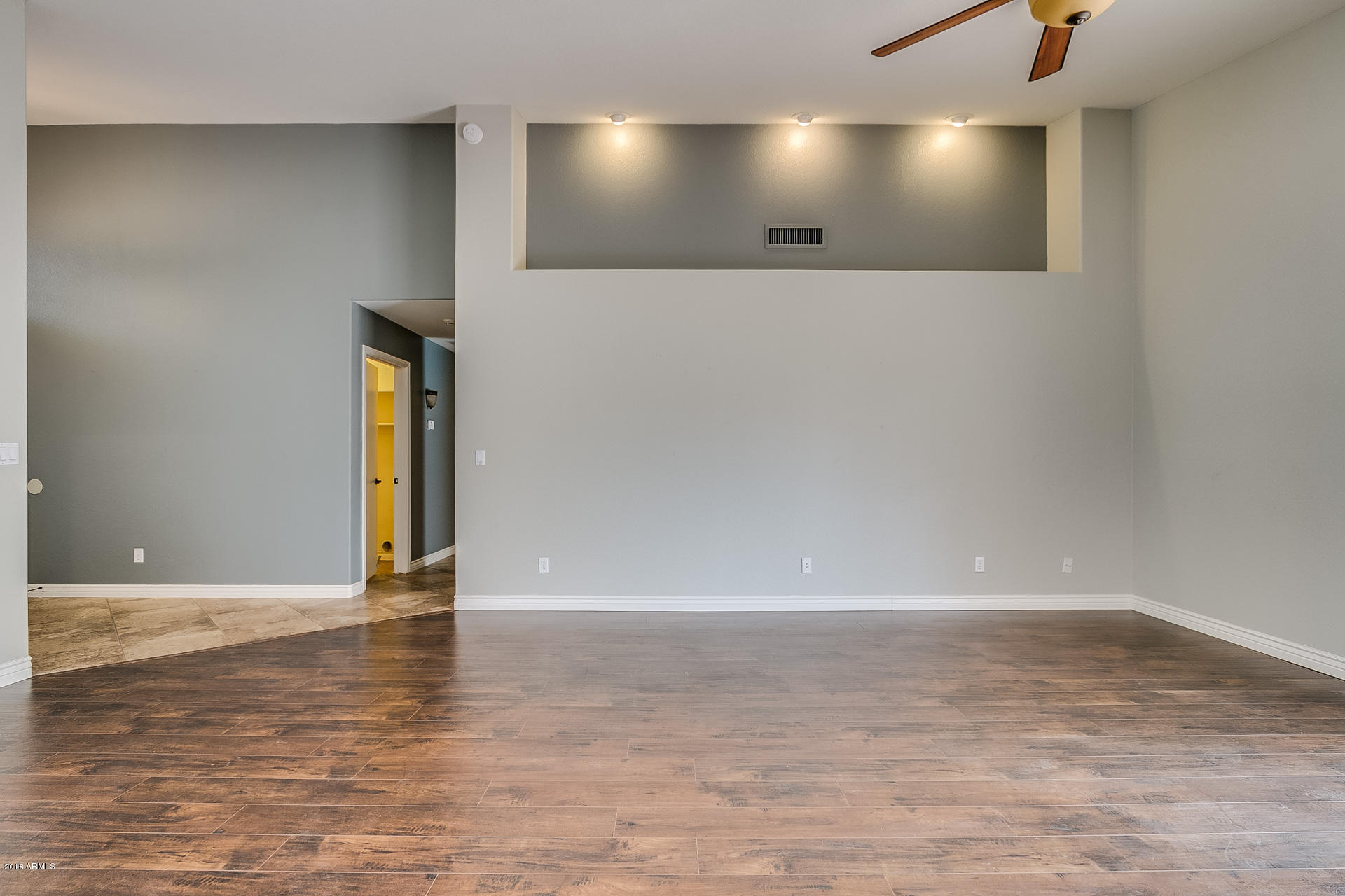 1327 East St John Road Phoenix, AZ 85022 - Photo 10 of 23 Saint John-9