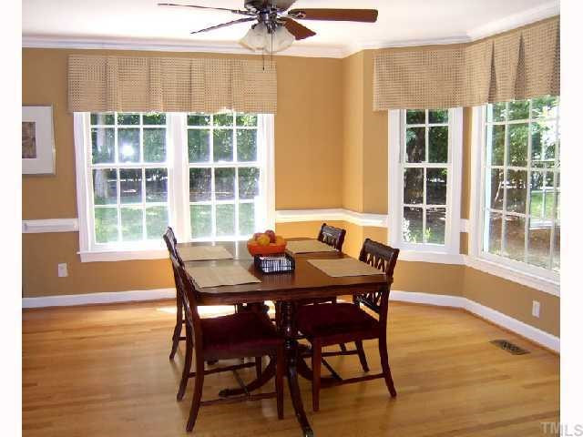 4809 Oak Way Raleigh, NC 27613 - Photo 5 of 12 Breakfast Area