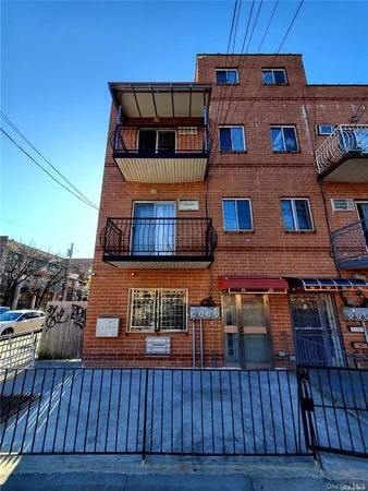 a view of a roof deck