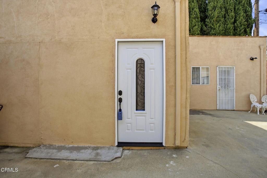 1606 Glenwood Road, Unit A Glendale, CA 91201 - Photo 24 of 28 a view of a front door of the house