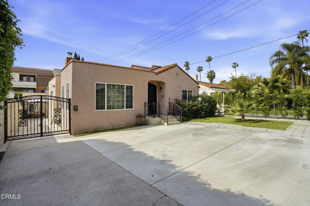 1606 Glenwood Road, Unit A Glendale, CA 91201 - Photo 3 of 28 a view of a house with a outdoor space