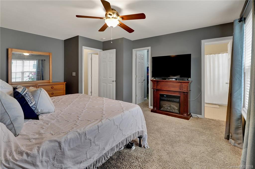1018 Silver Springs Road, Unit 304 Fort Mill, SC 29715 - Photo 16 of 29 Gallery Image 16