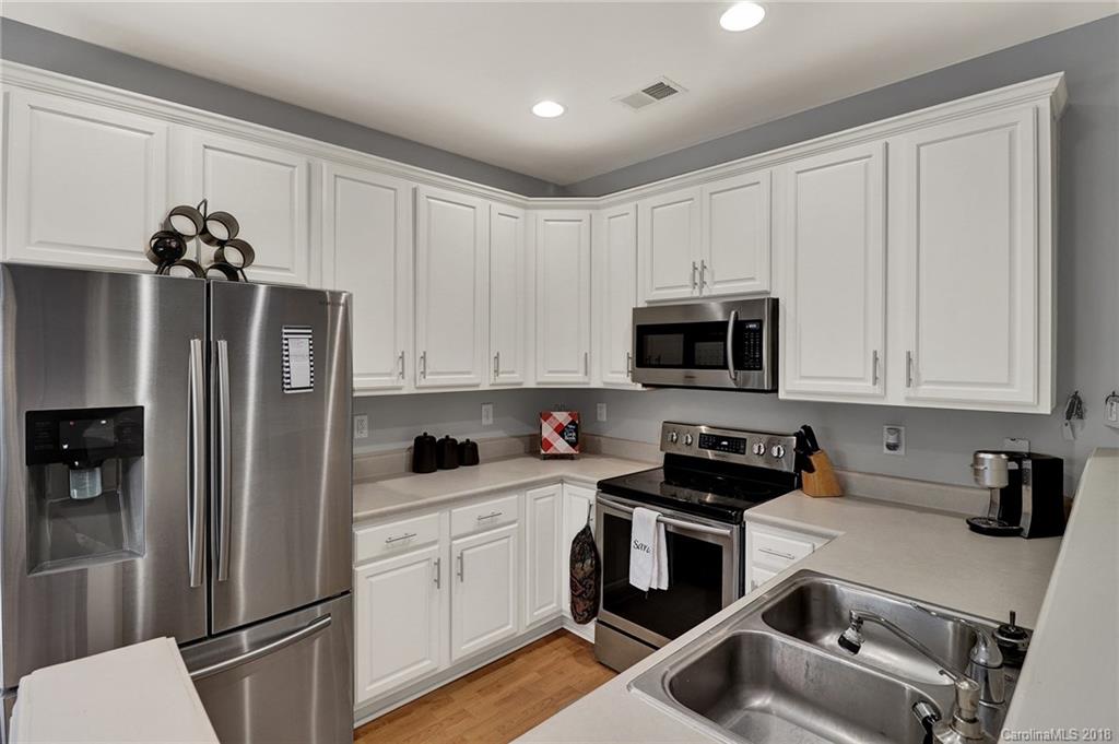 1018 Silver Springs Road, Unit 304 Fort Mill, SC 29715 - Photo 9 of 29 Gallery Image 9