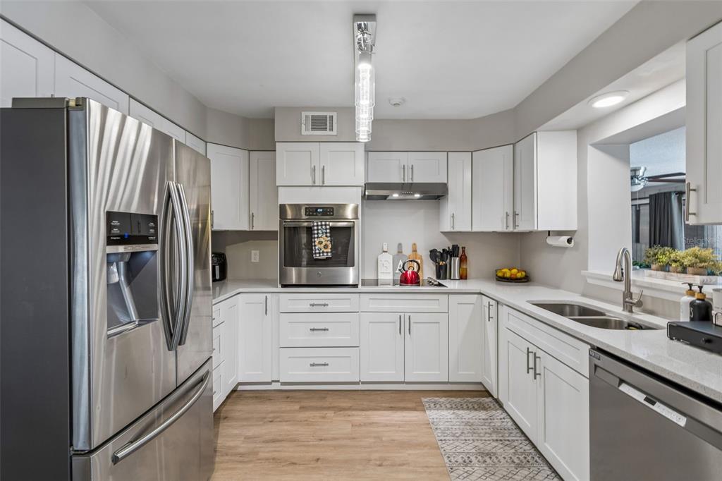 153 Stevenson Road Winter Haven, FL 33884 - Photo 5 of 56