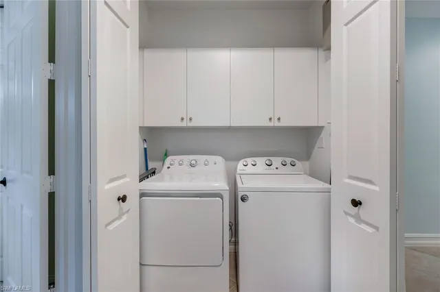 $1,100,000 | 2855 Tiburon Boulevard East, Unit 101, Naples, FL 34109