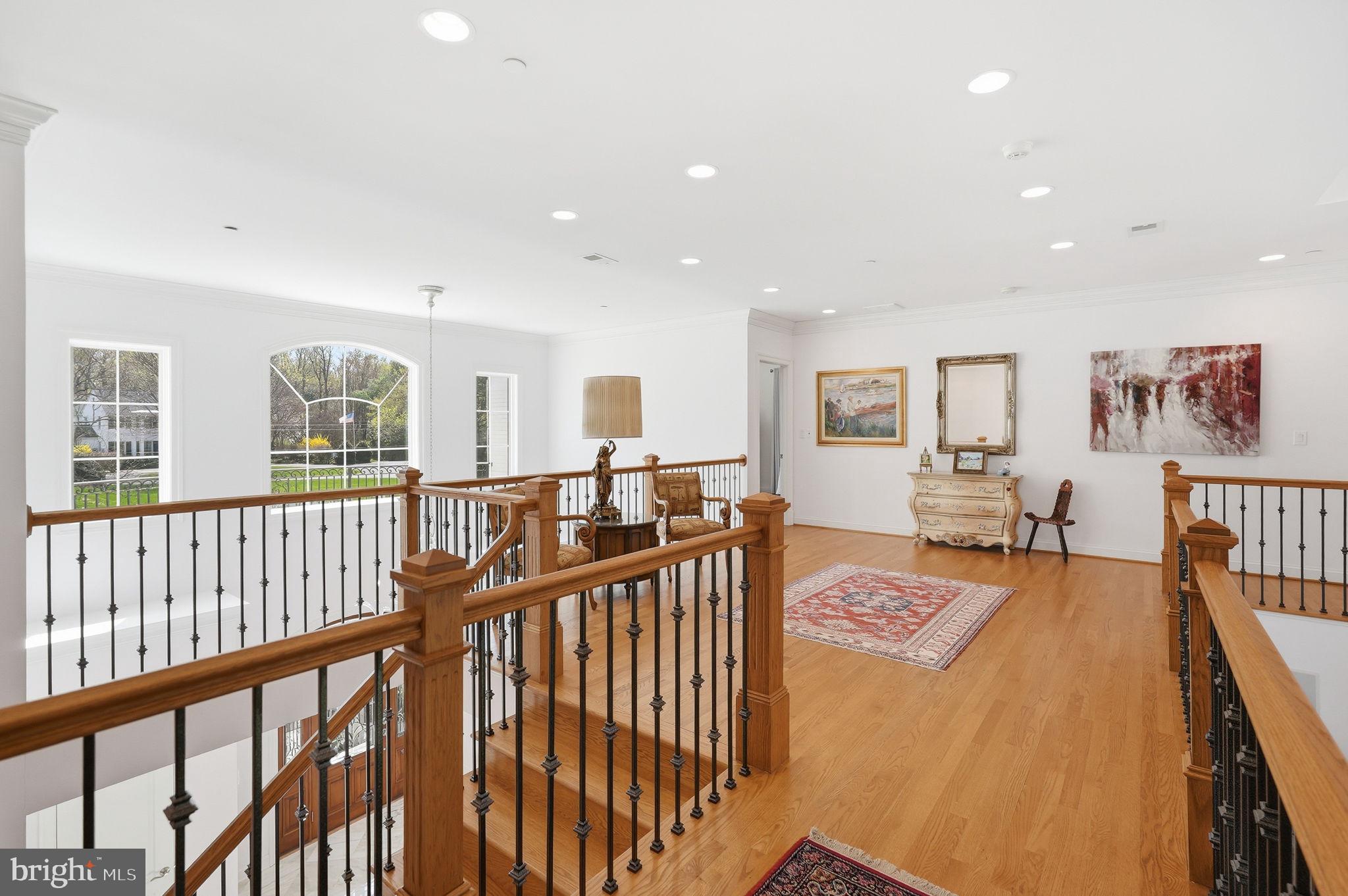 10708 Lockland Road Potomac, MD 20854 - Photo 39 of 69 Second Floor Landing