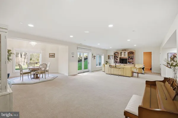 $3,250,000 | 10708 Lockland Road, Rockville, MD 20854