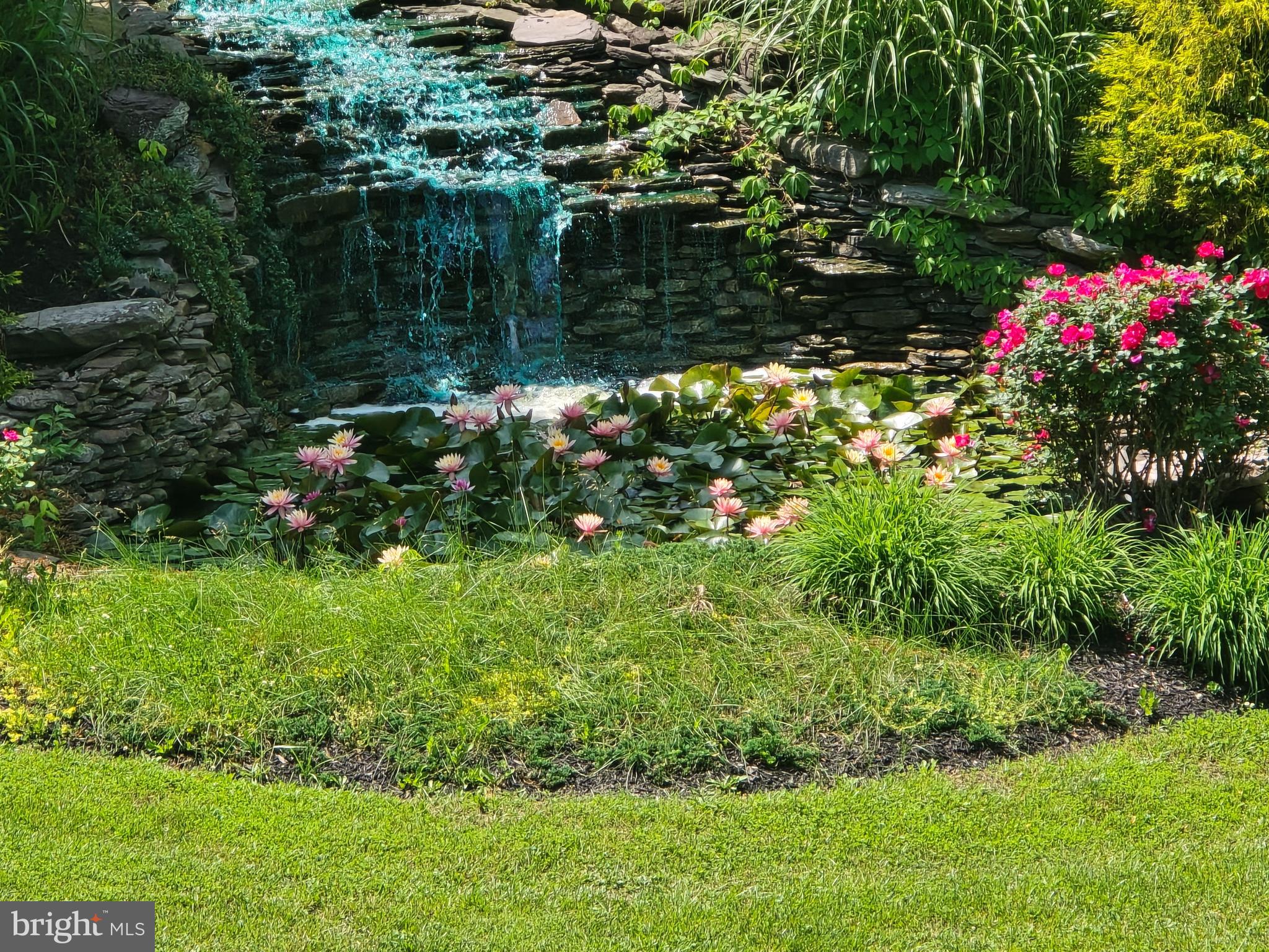10708 Lockland Road Potomac, MD 20854 - Photo 64 of 69 Close up of waterfall