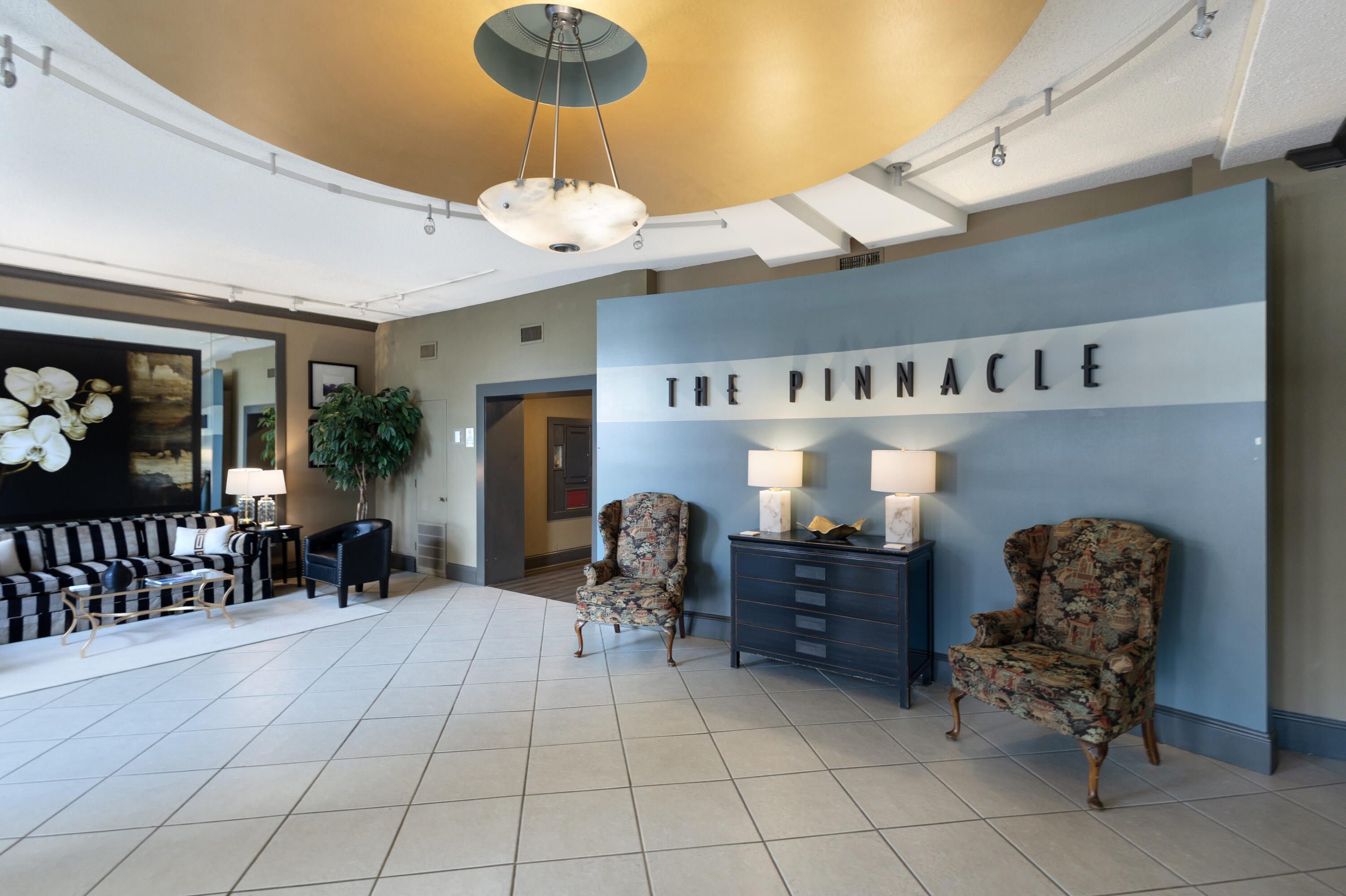 1131 Stringers Ridge Road, Unit 5D Chattanooga, TN 37405 - Photo 50 of 62 Lobby