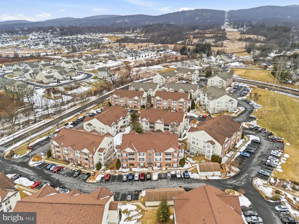 $280,000 | 2503 Coleridge Drive, Unit 2A, Frederick, MD 21702