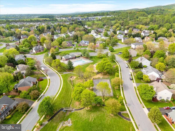 $280,000 | 2503 Coleridge Drive, Unit 2A, Frederick, MD 21702