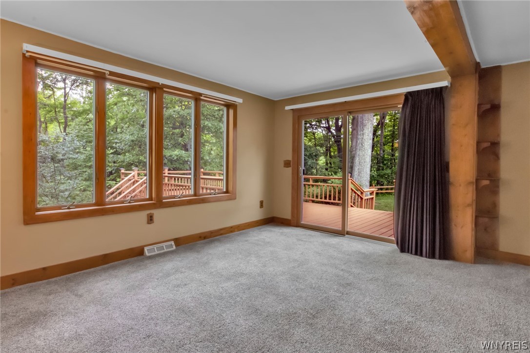 997 Sweet Road East Aurora, NY 14052 - Photo 19 of 50