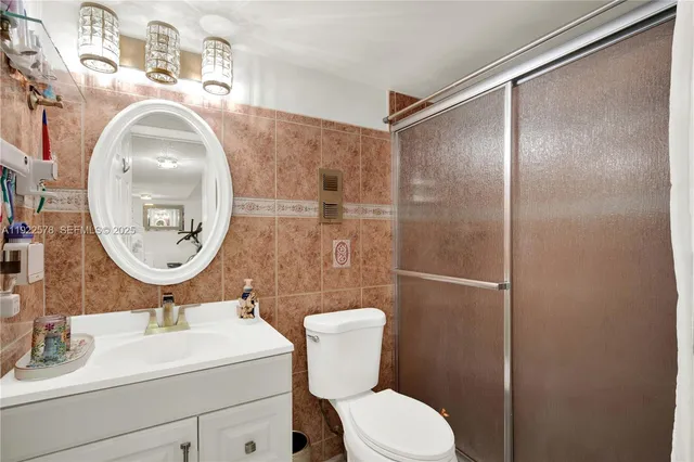 $240,000 | 14195 Southwest 87th Street, Unit B115, Miami, FL 33183