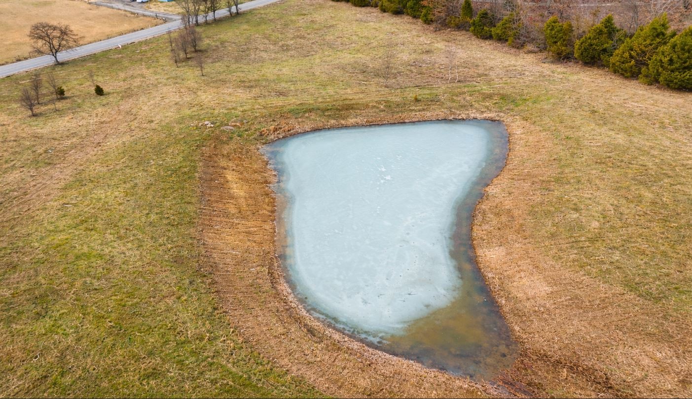 2 Rock Bridge Road Bethpage, TN 37022 - Photo 2 of 14 a view of outdoor space and shower