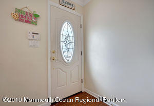 113 Newark Road Barnegat, NJ 08005 - Photo 5 of 35 image