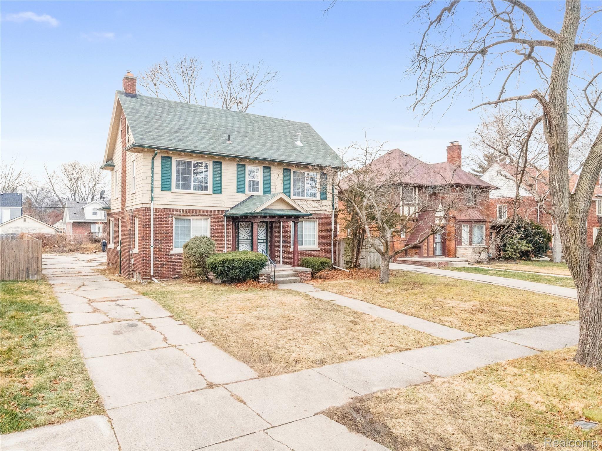 14225 Rutland Street Detroit, MI 48227 - Photo 3 of 42 14225 Rutland, Detroit-0418.jpg