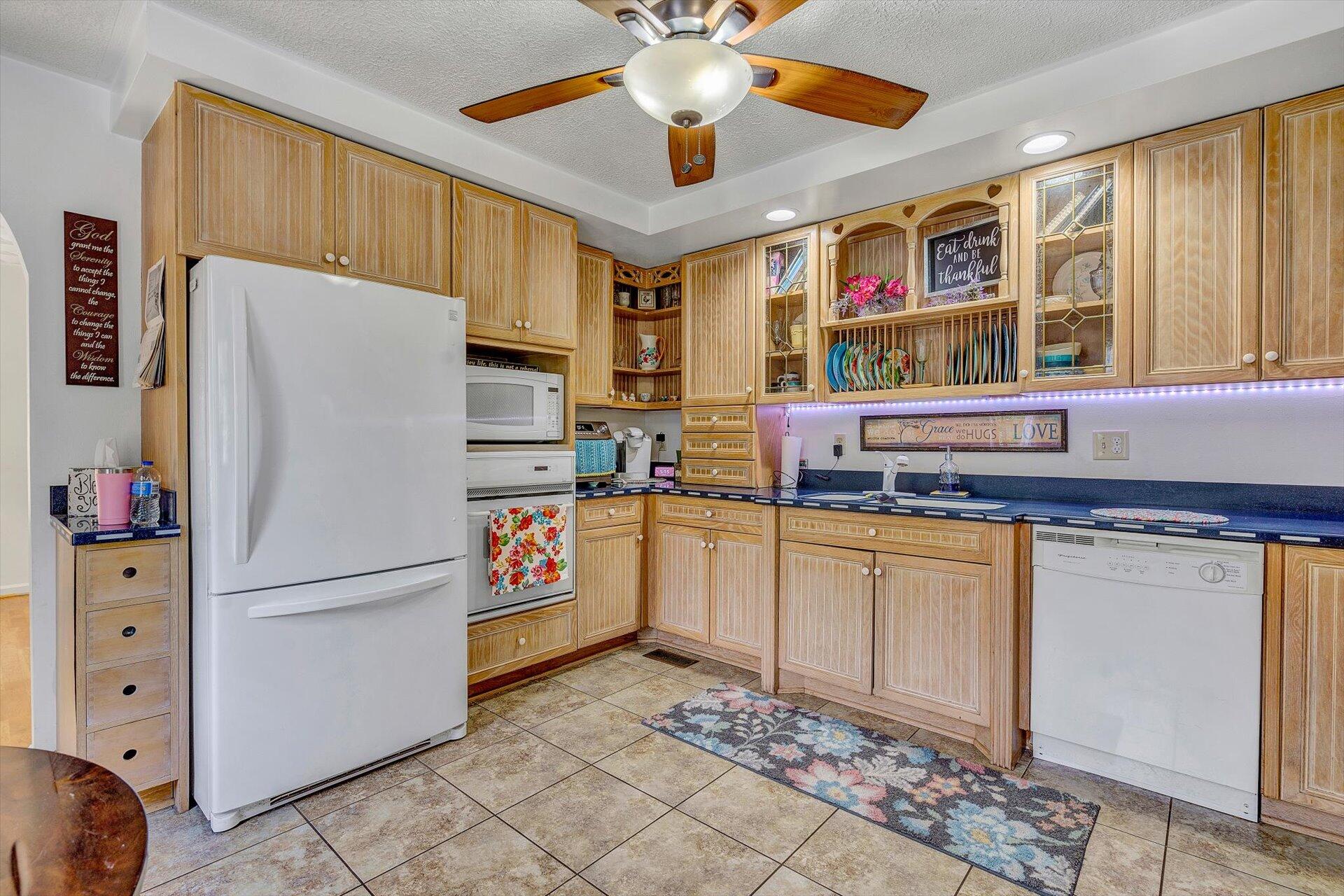 3272 Absalom Smith Road Salem, VA 24153 - Photo 12 of 34 12-080220210109