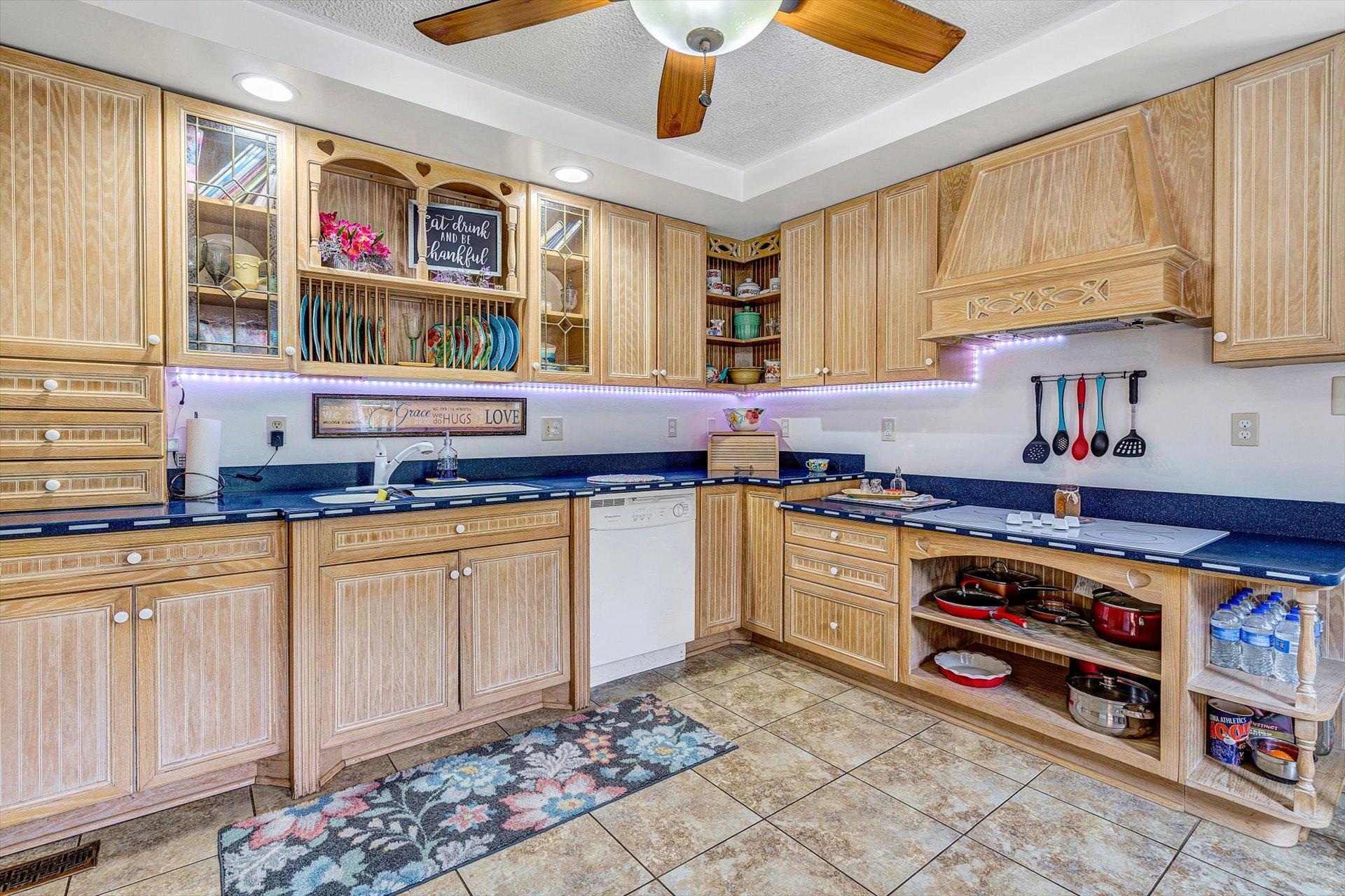 3272 Absalom Smith Road Salem, VA 24153 - Photo 10 of 34 10-080220210107