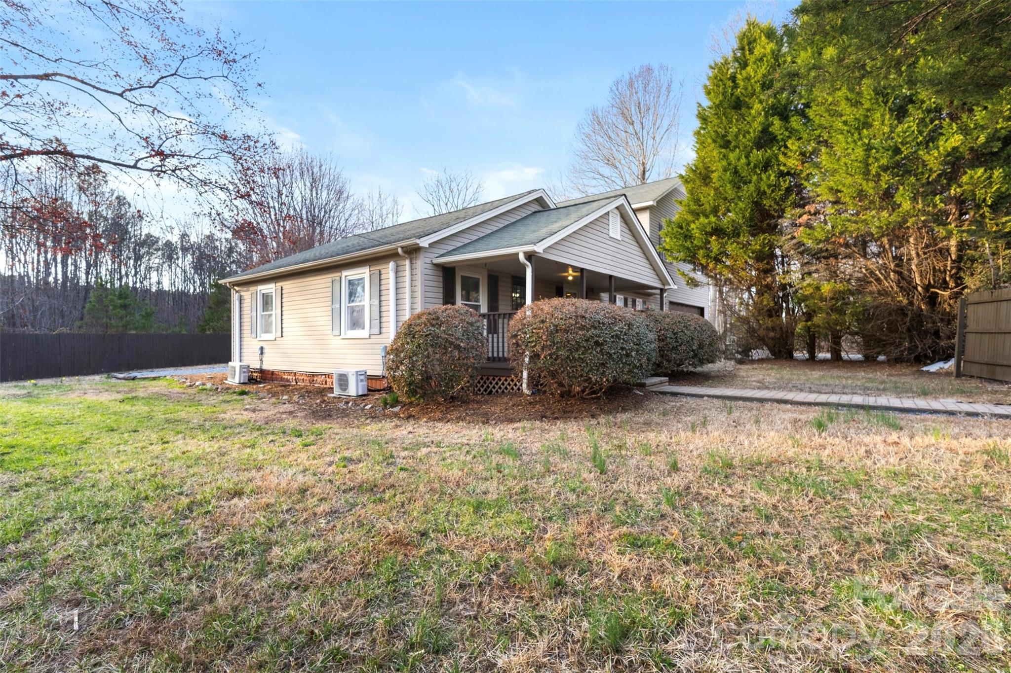 1751 Robert Martin Road Catawba, NC 28609 - Photo 2 of 29